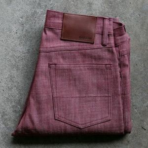 Gustin Cone Oxblood Denim / Jeans, size 35 straight